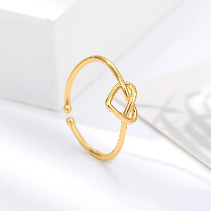 Elegant Gold Heart Ring