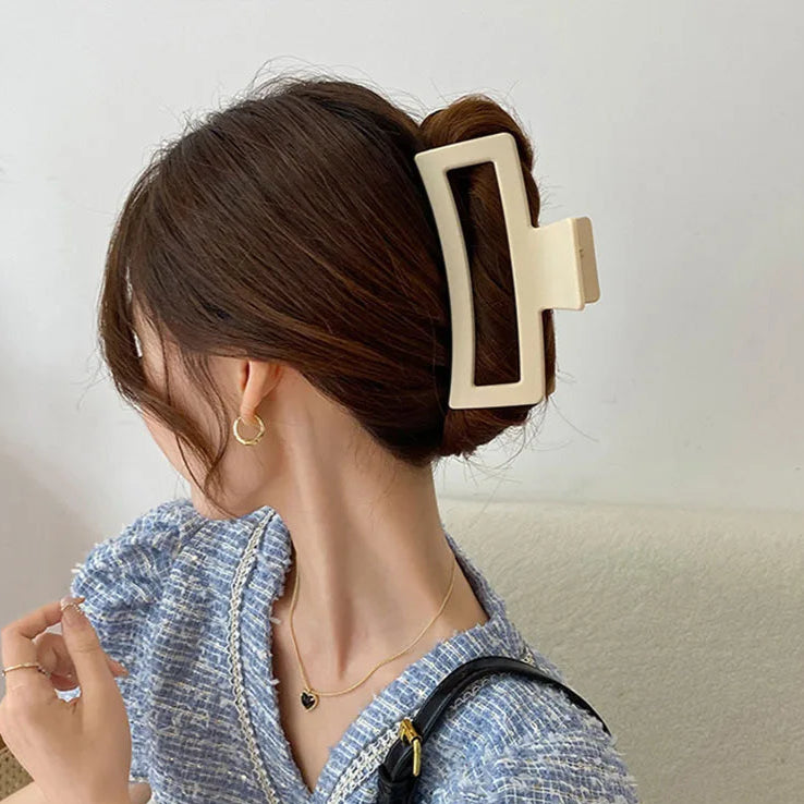 Square Jaw Clip
