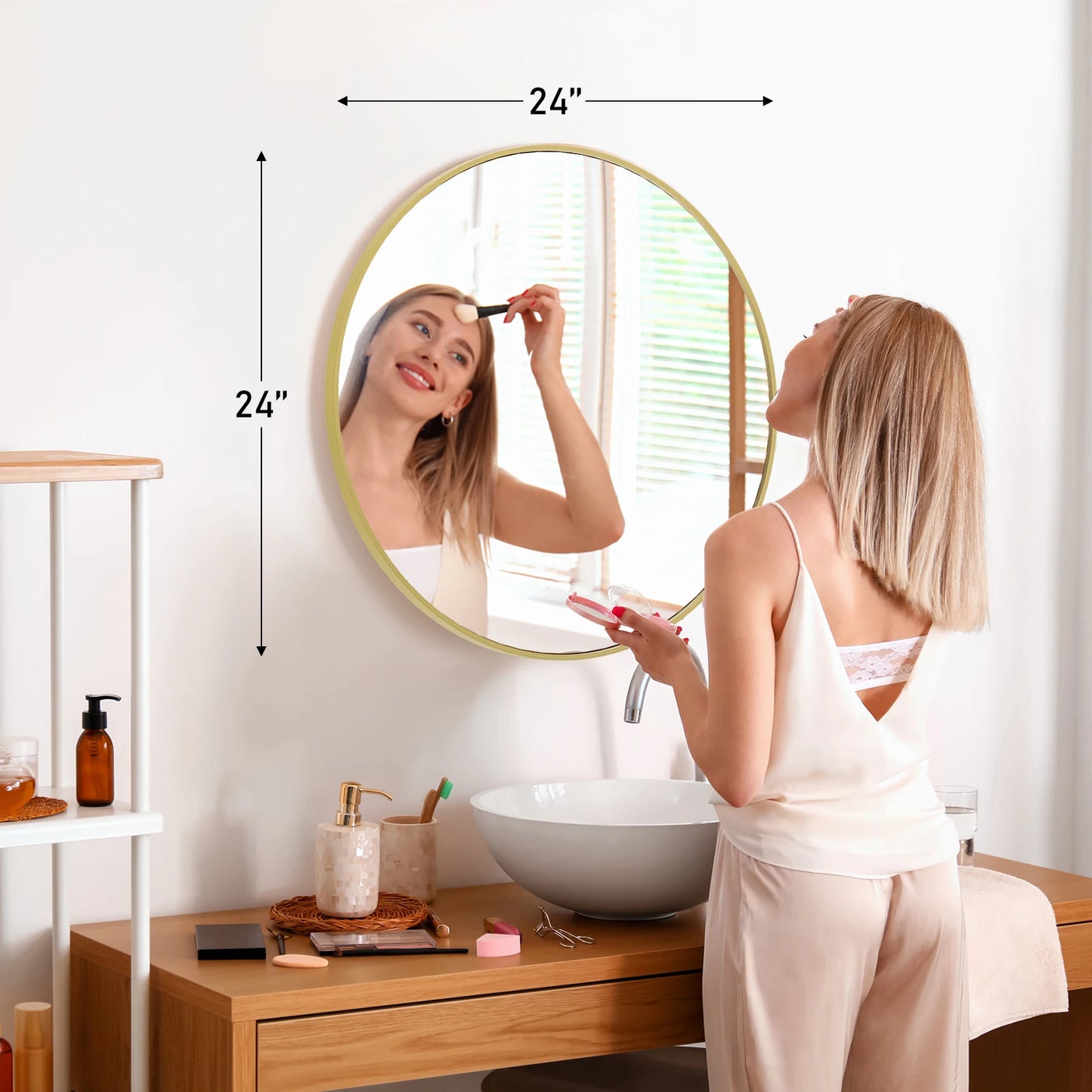 Modern Gold Mirror in Smooth Metal Finish