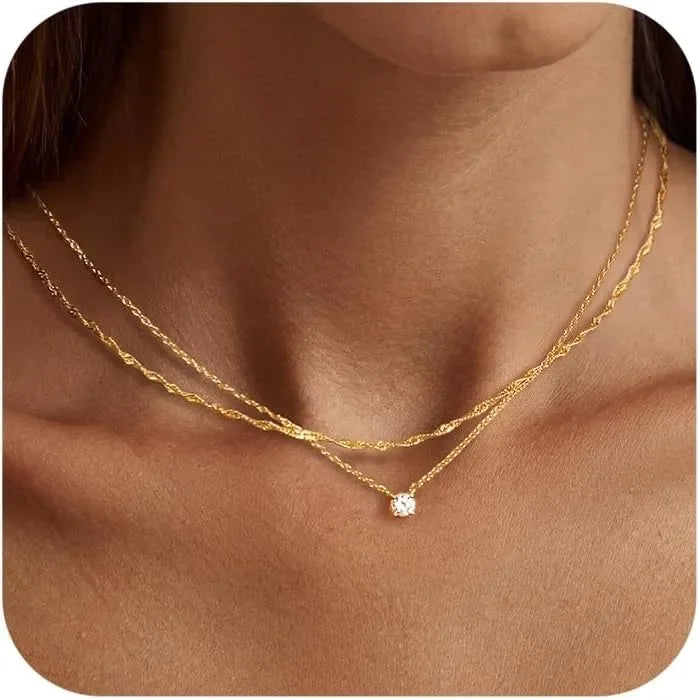 Simple Gold Pedant Necklace