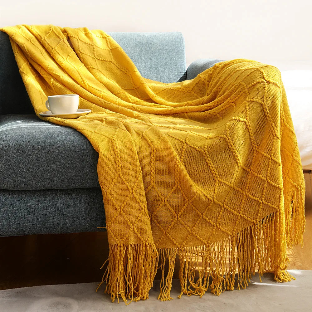 Knitted Blanket with a Cozy Farmhouse Touch