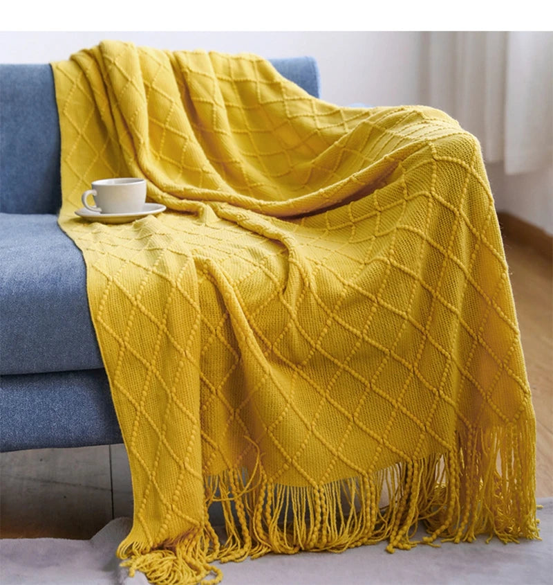 Knitted White Throw Blanket for Cozy Spaces