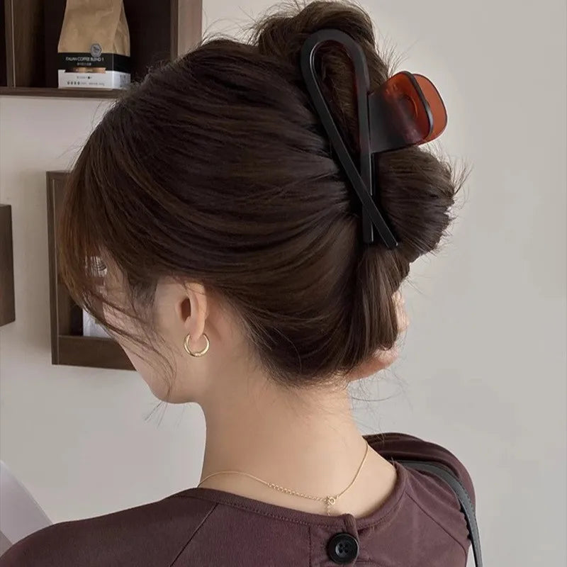 Classic Crab Claw Hair Clip