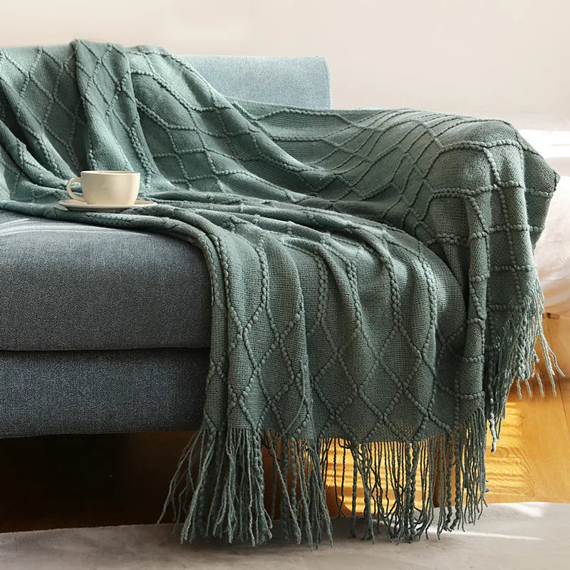 Knitted Blanket with a Cozy Farmhouse Touch