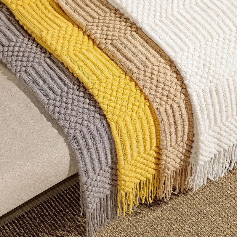 Knitted Blanket with a Cozy Farmhouse Touch