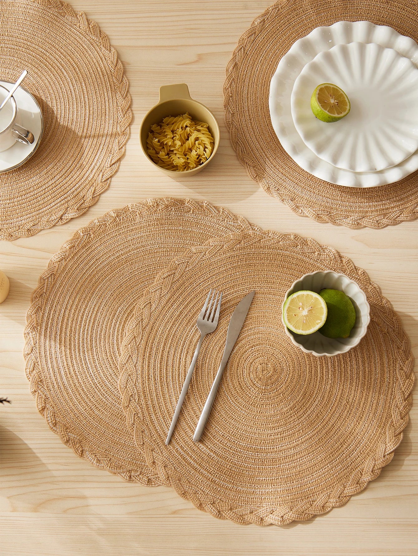 Soft Cotton Woven Round Placemats Set