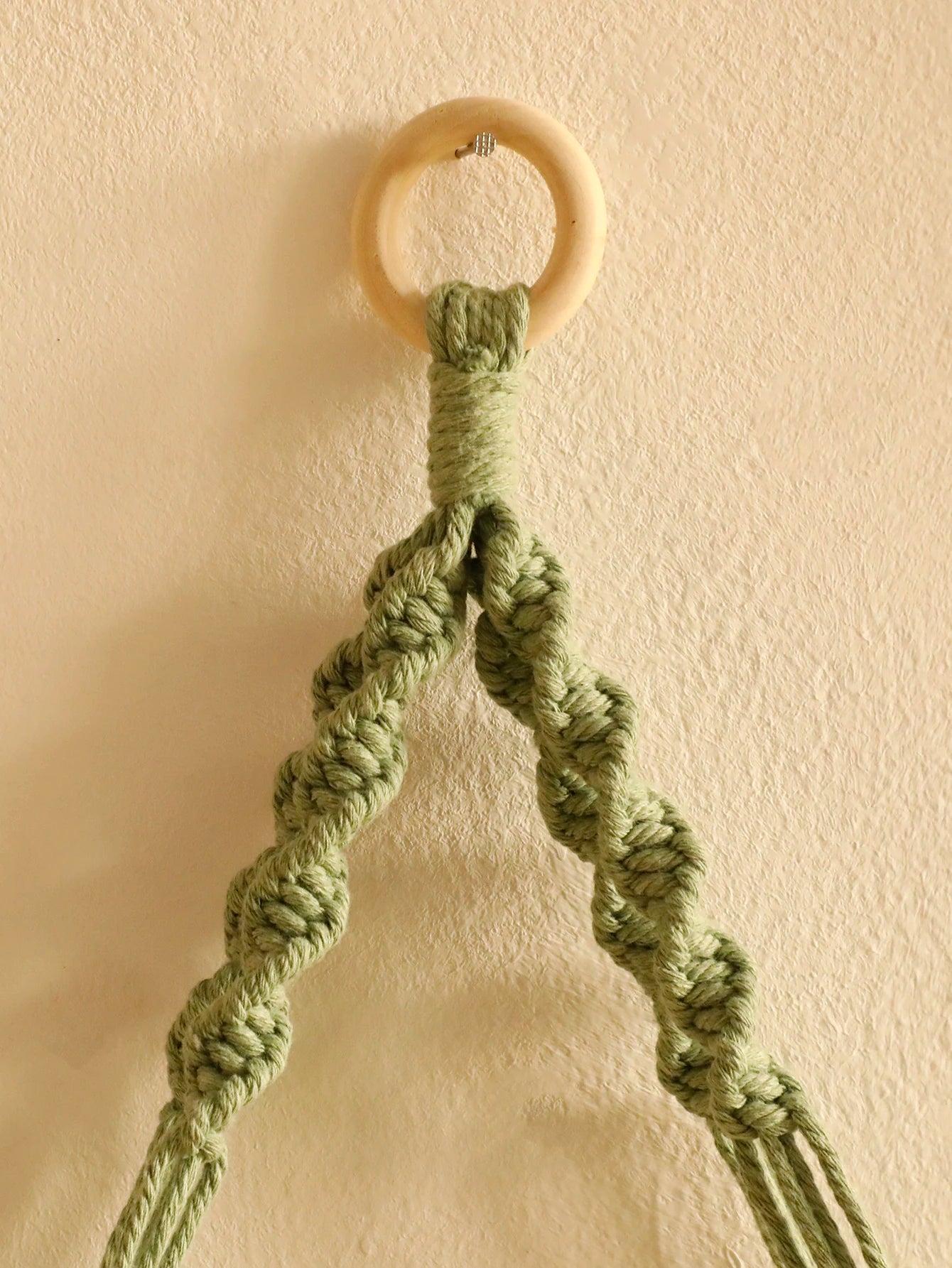Leaf Macrame Floating Shelf for a Dreamy Wall Display