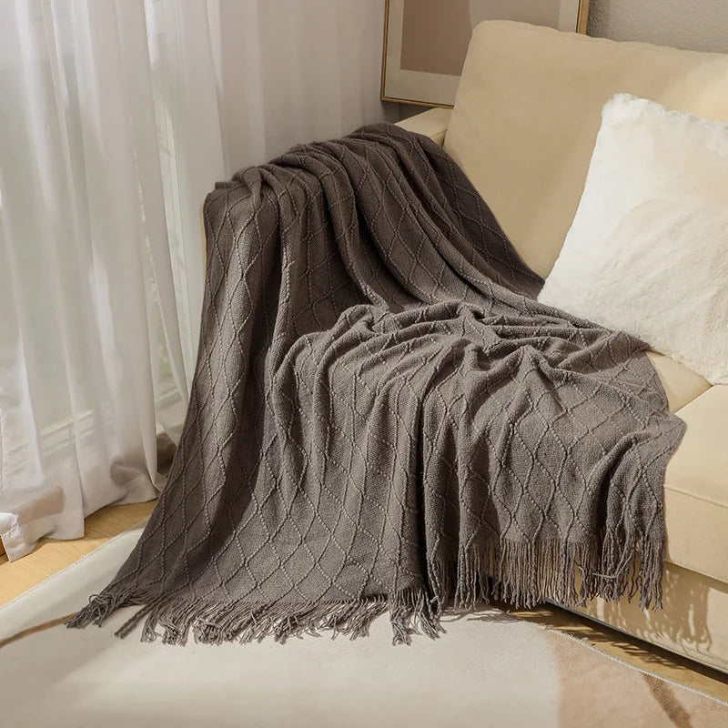 Knitted Blanket with a Cozy Farmhouse Touch