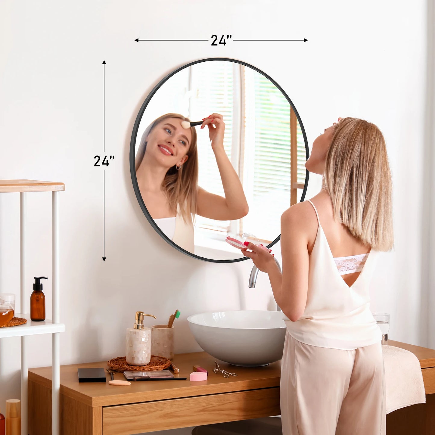 Modern Gold Mirror in Smooth Metal Finish