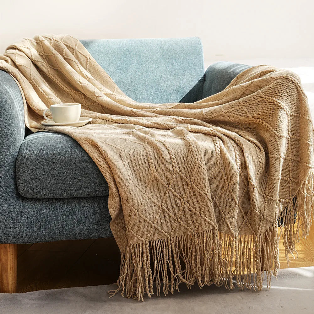 Knitted Blanket with a Cozy Farmhouse Touch