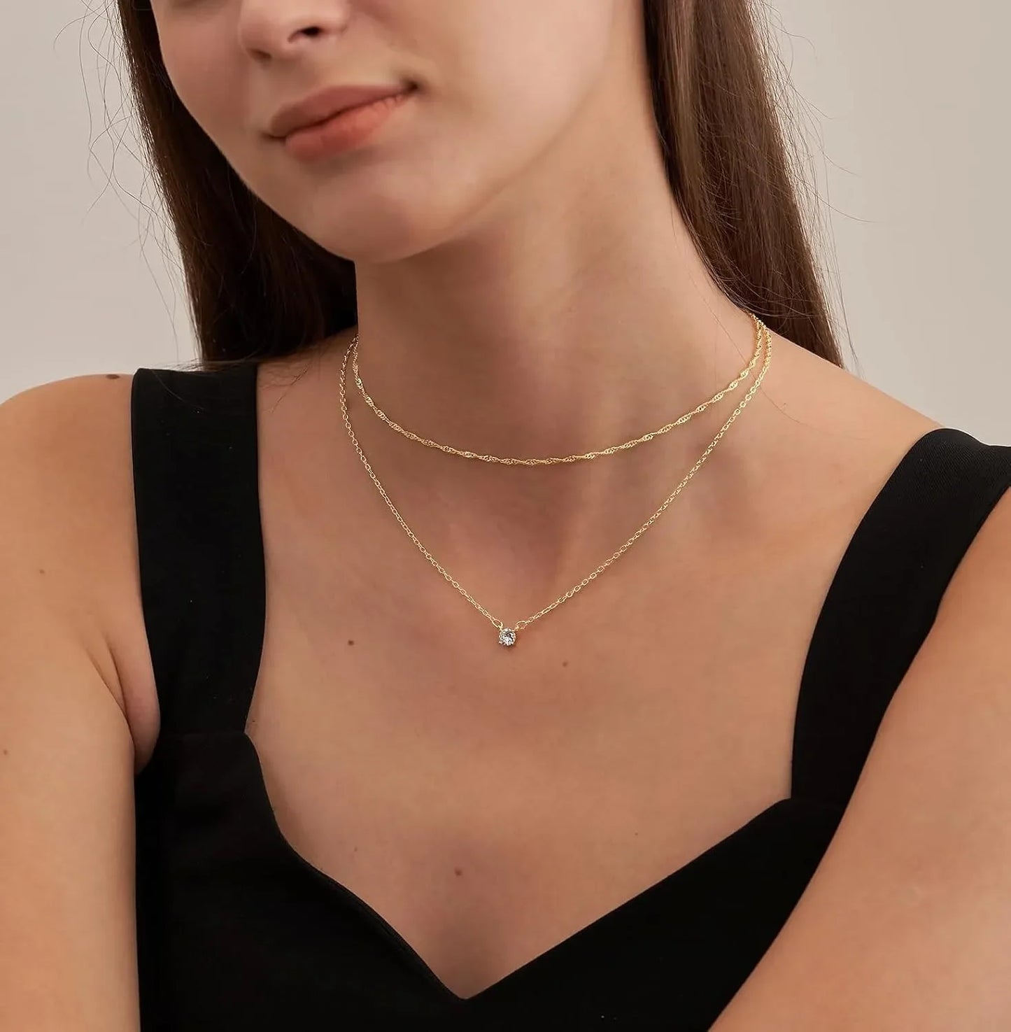 Simple Gold Pedant Necklace