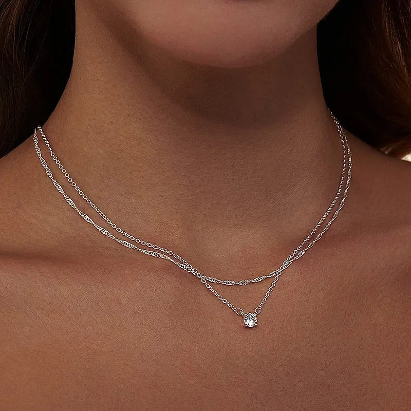 Simple Gold Pedant Necklace