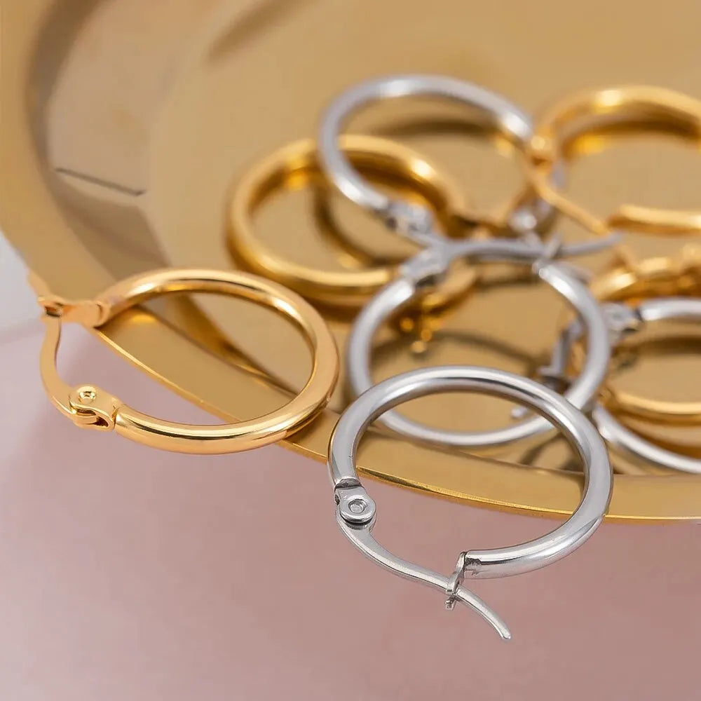 Minimalist Open Hoops