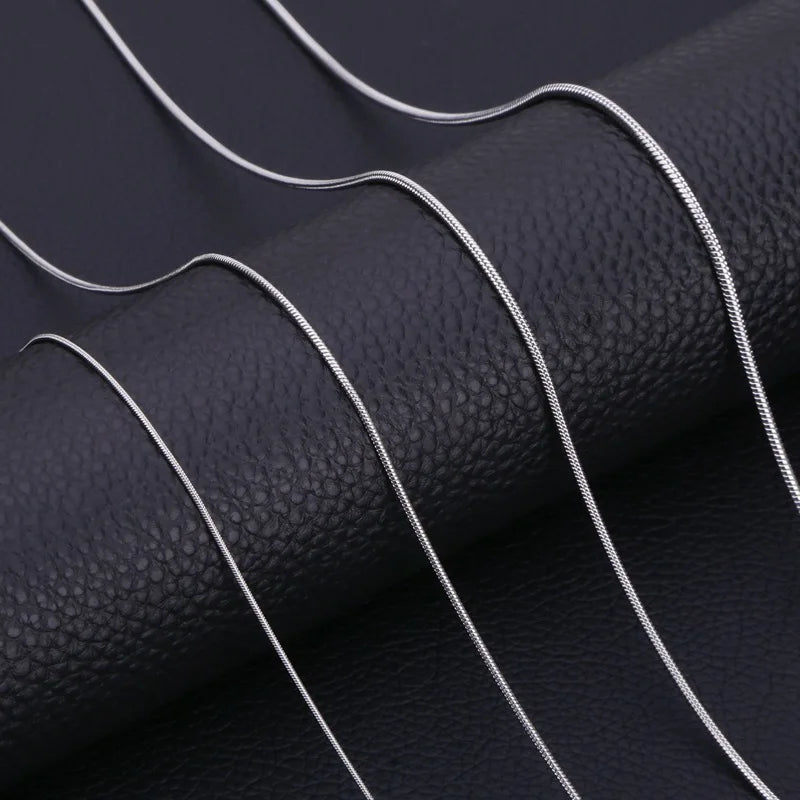 Minimalist Chain Necklace