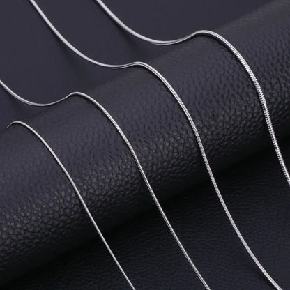 Minimalist Chain Necklace