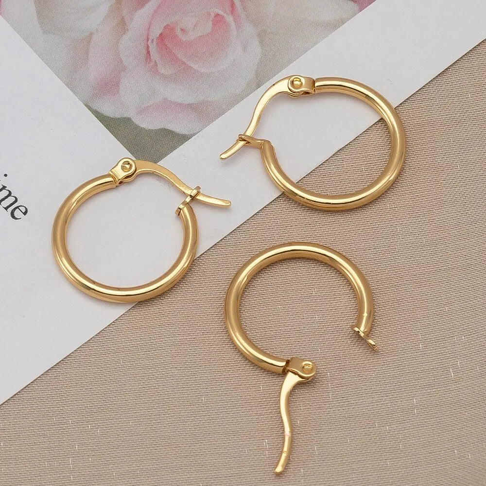 Minimalist Open Hoops