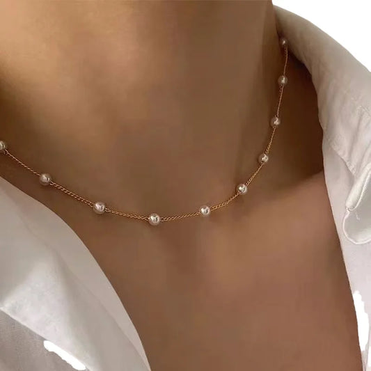 Delicate Pearl Collar Necklace