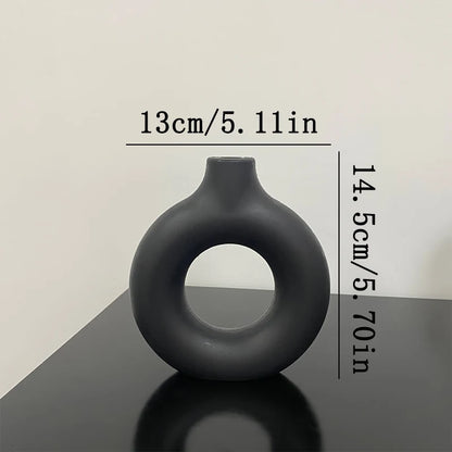 Elegant Nordic Flower Pot