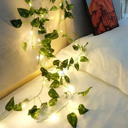 Evergreen Lighted Ivy Drape
