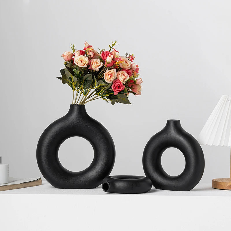 Elegant Nordic Flower Pot
