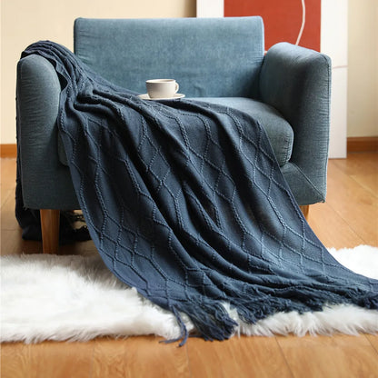 Knitted Blanket with a Cozy Farmhouse Touch