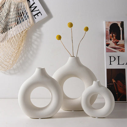 Elegant Nordic Flower Pot